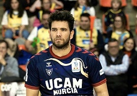 Joaquín Robles, con la camiseta del UCAM Murcia.