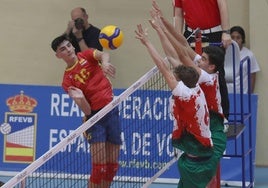 La selección española de voleibol se impone a Portugal en Palencia