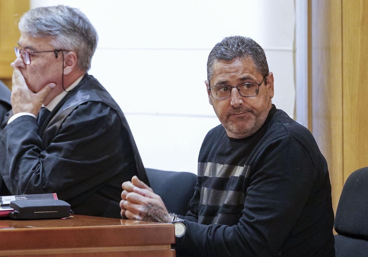 'El Chiqui', durante la primera sesión del juicio por el doble crimen de Santovenia.