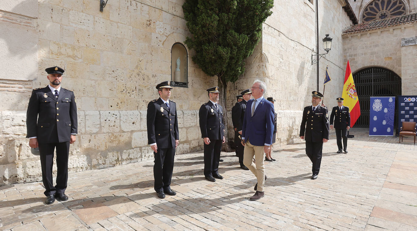 La Policía Nacional de Palencia homenajea a los agentes víctimas de terrorismo