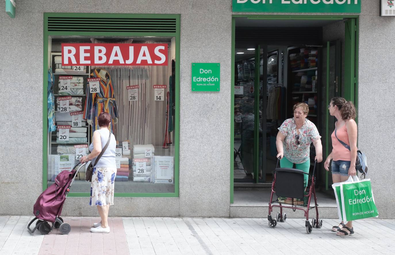 Las rebajas se anticipan en Valladolid