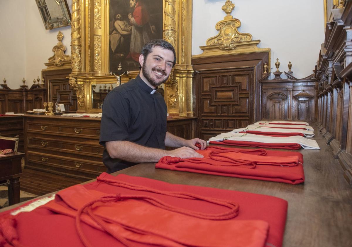 Alberto Kasprzykowski, a horas de ser ordenado sacerdote en la Catedral.