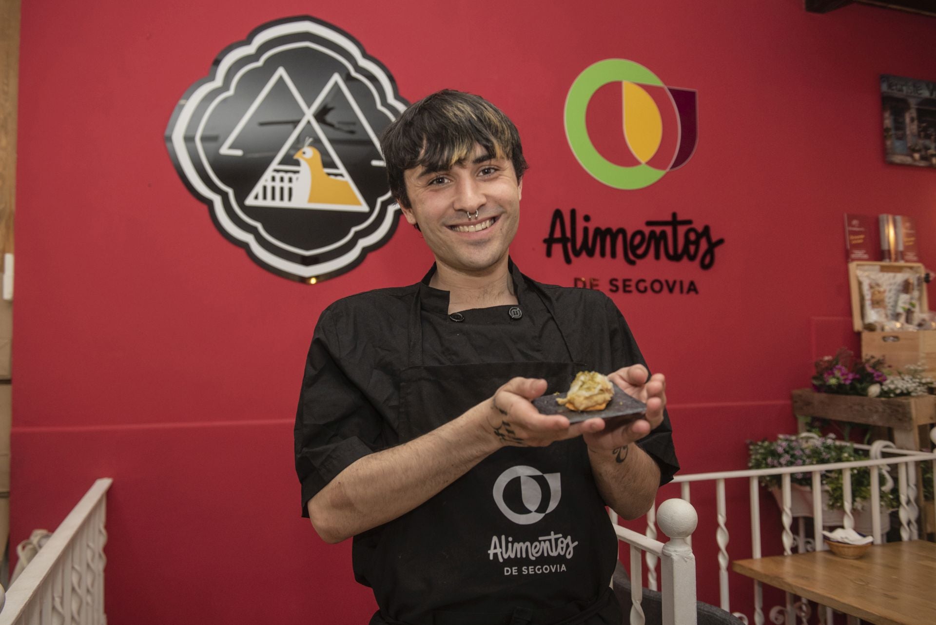 Luis González-Aller, cocinero de la Manjarería de Alimentos de Segovia.