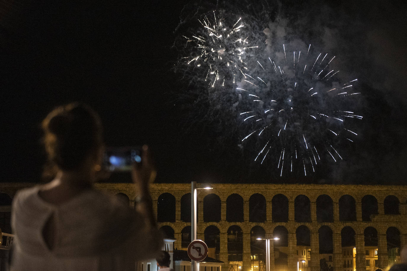 Los fuegos artificiales de Segovia, en imágenes