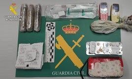 Objetos localizados por la Guardia Civil.