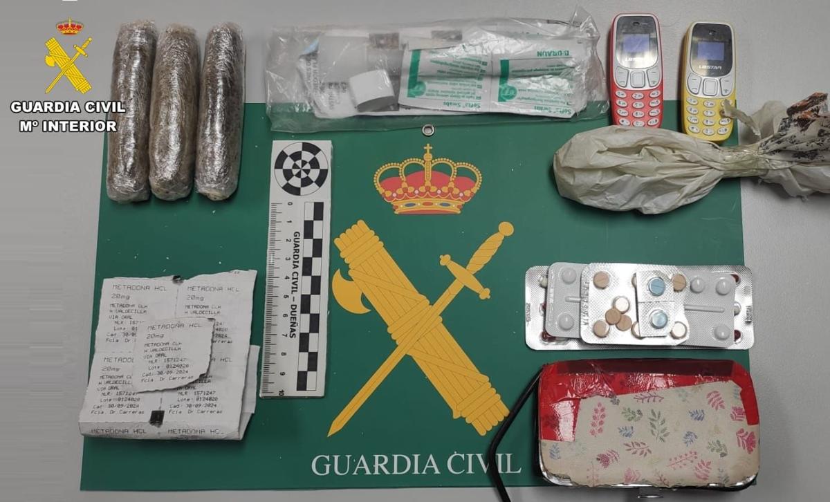 Objetos localizados por la Guardia Civil.