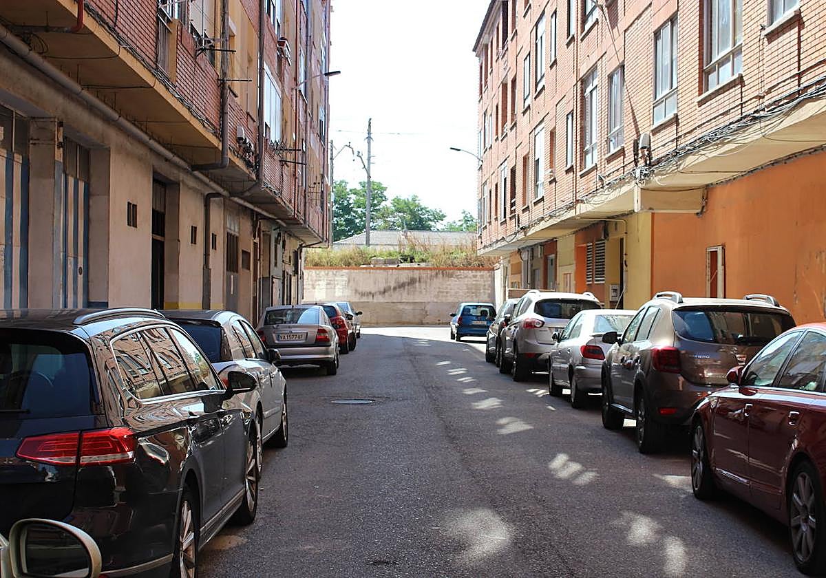 Calle Adajuela de Medina del Campo, donde han ocurrido los hechos.