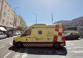 Ambulancia junto al hospital Clínico de Valladolid.