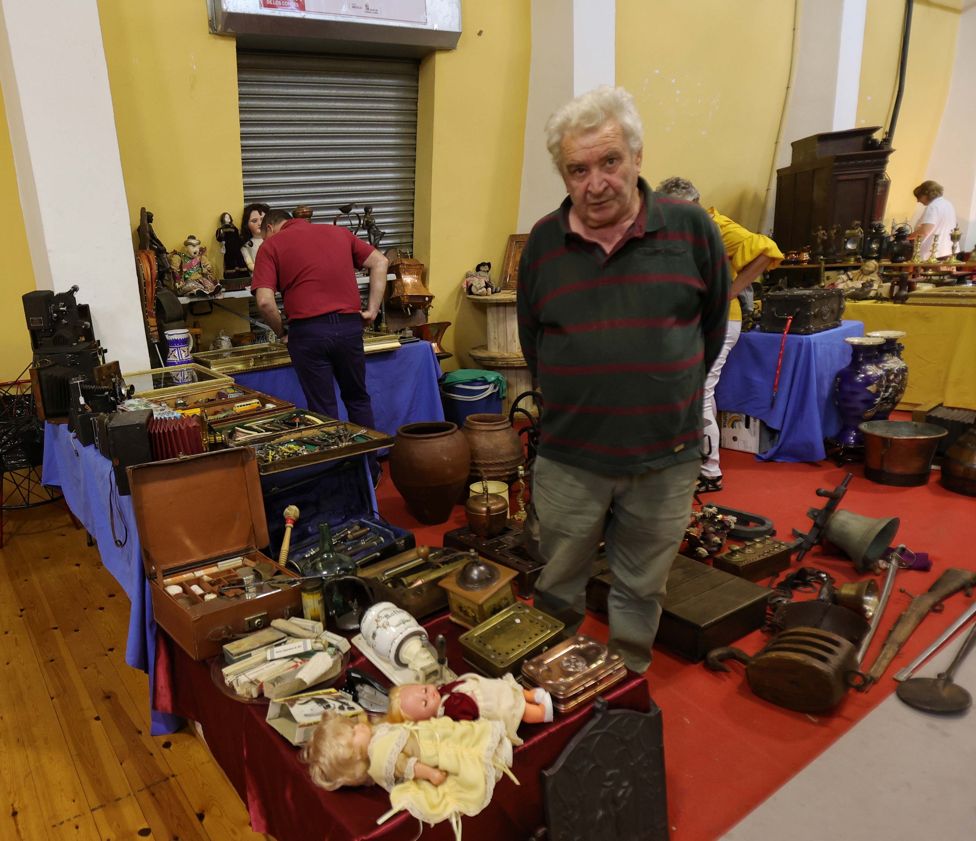 Feria de antigüedades en Carrión de los Condes