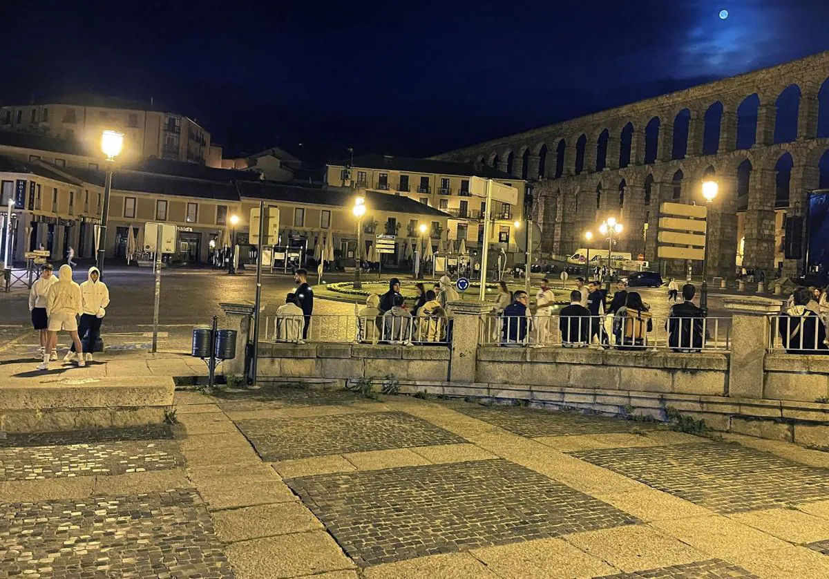 Segovia: El tiempo de espera para coger un taxi aumenta hasta 20 minutos de  media | El Norte de Castilla