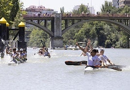 La seleccion húngara masculina, tras ganar su prueba sobre las aguas del Pisuerga.