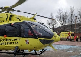 El helicóptero de rescate de la Junta de Castilla y León en una intervención anterior.
