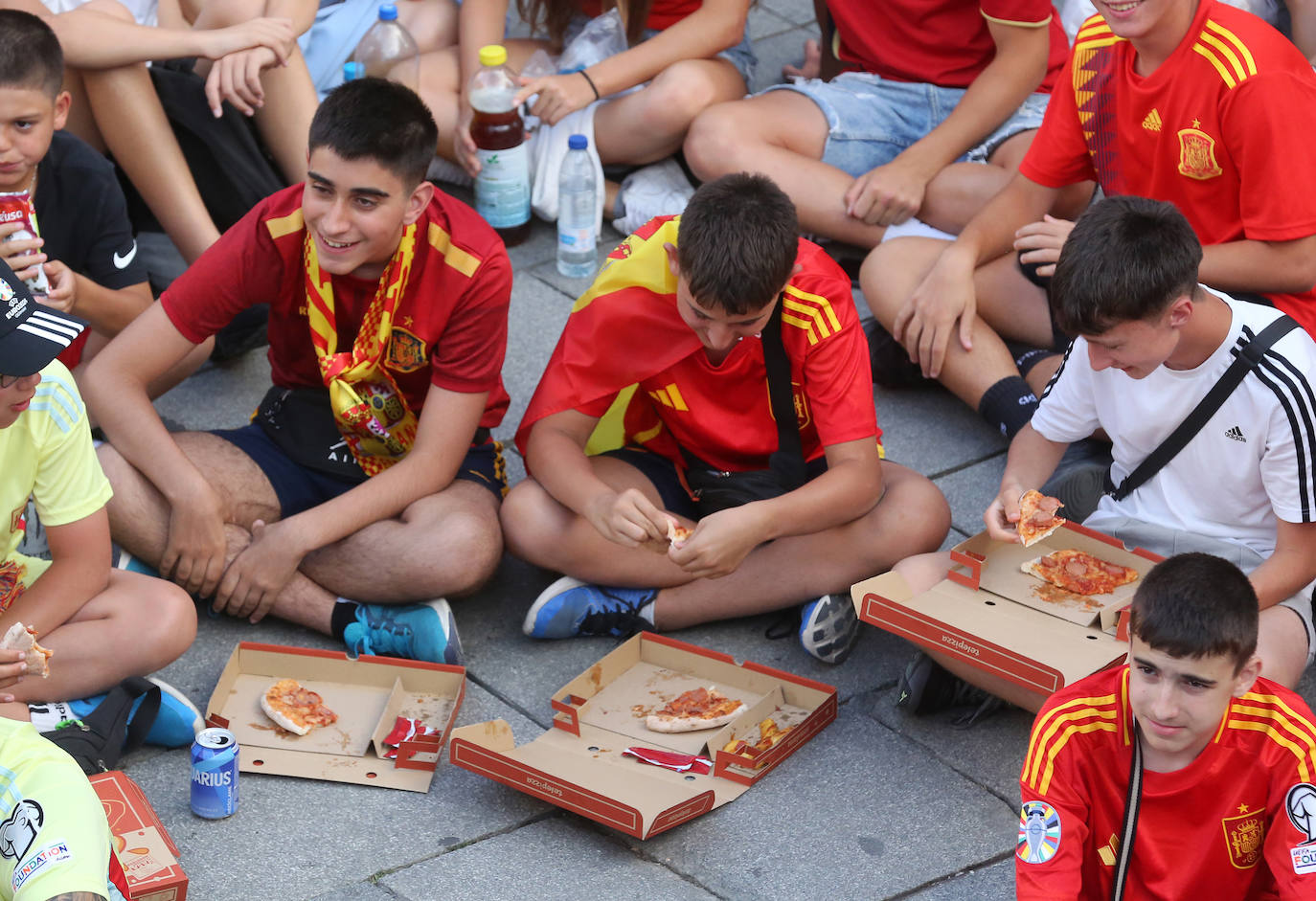 ¡Euforia en Segovia con el triunfo de España!