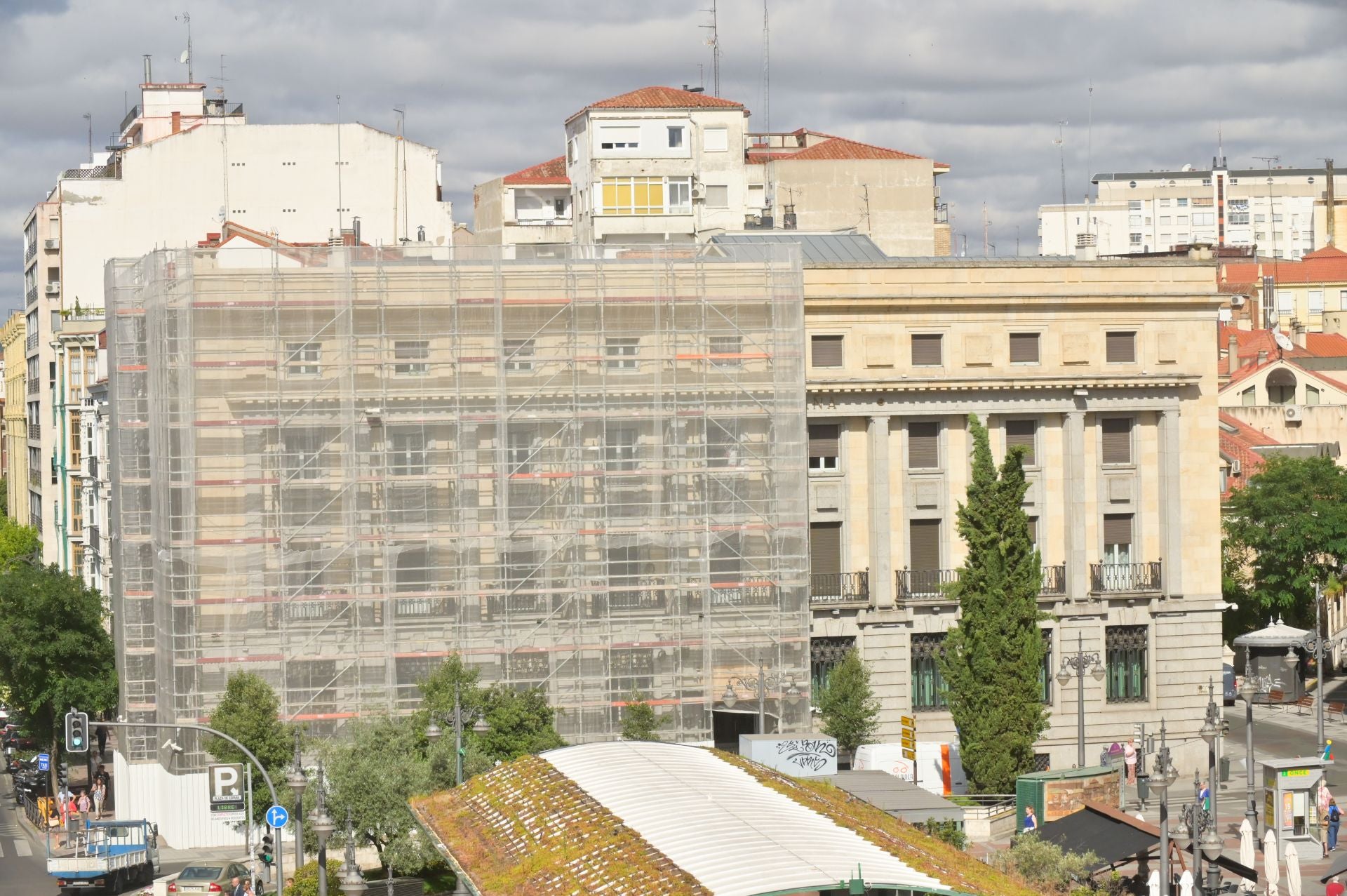 Plaza de España en imágenes, una centenaria ubicación comercial