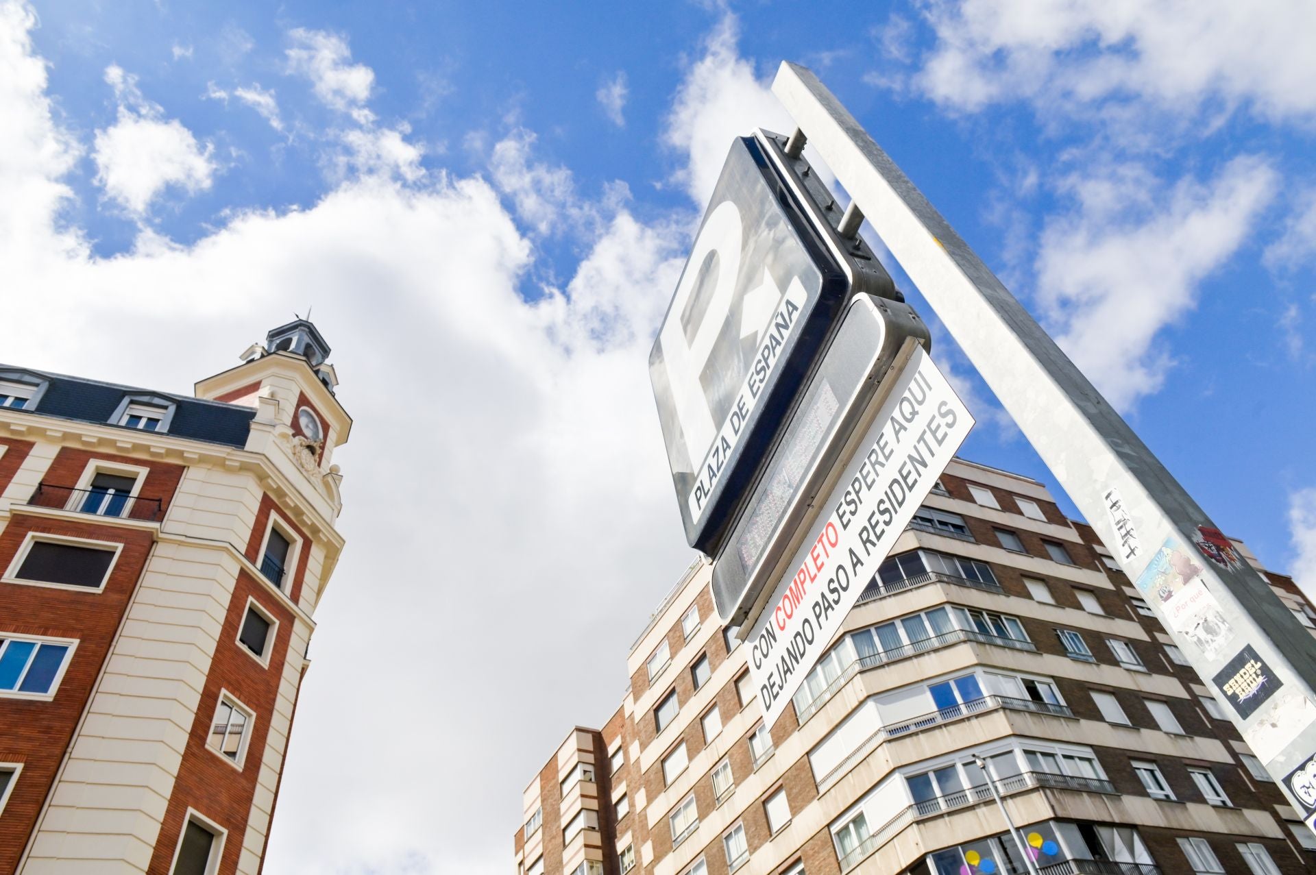 Plaza de España en imágenes, una centenaria ubicación comercial