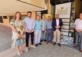 El Ayuntamiento de Tordesillas y la Mesa del Lechazo de Castilla y León rubrican su convenio de colaboración.