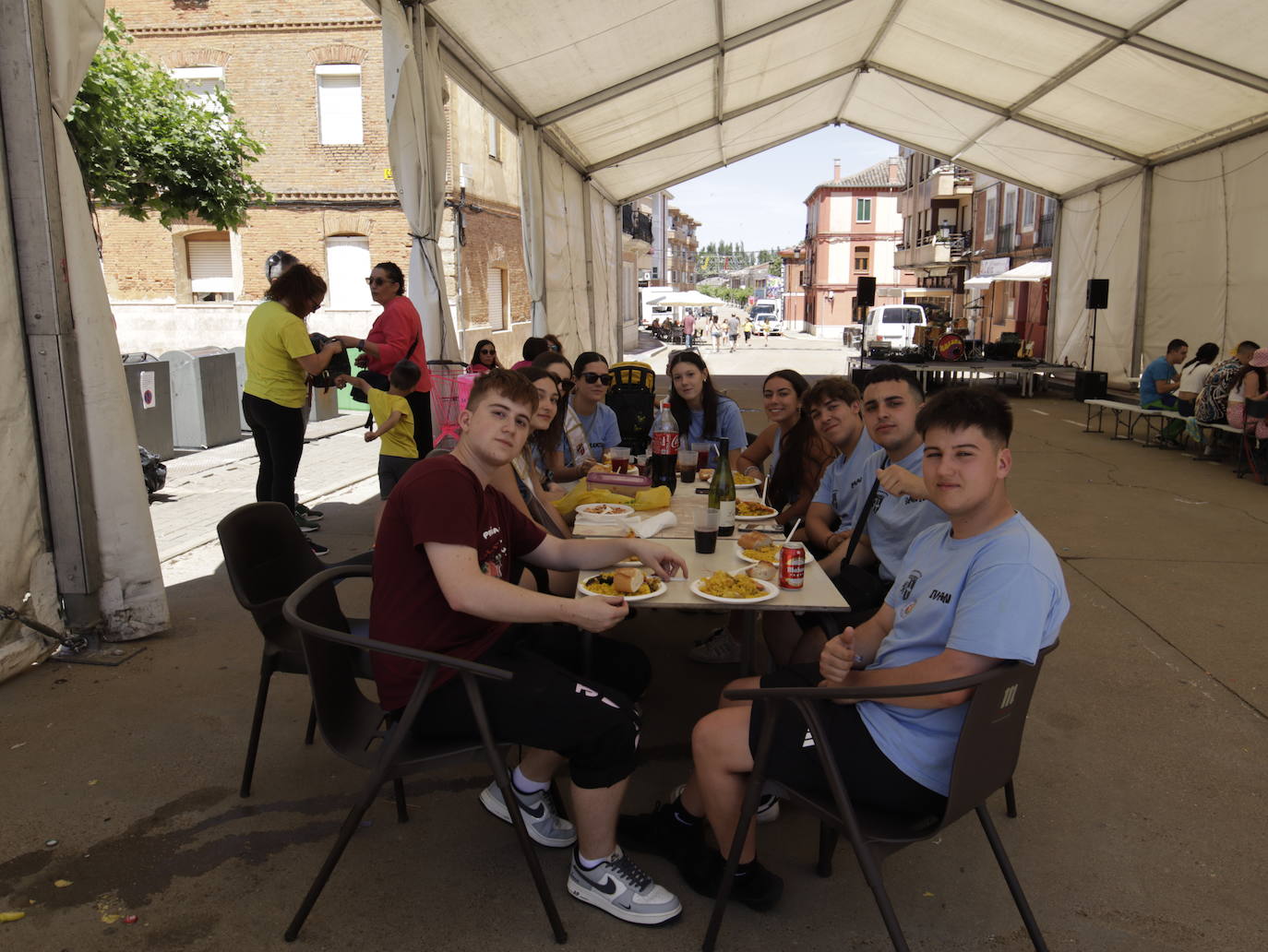 Las peñas animan las fiestas de Osorno