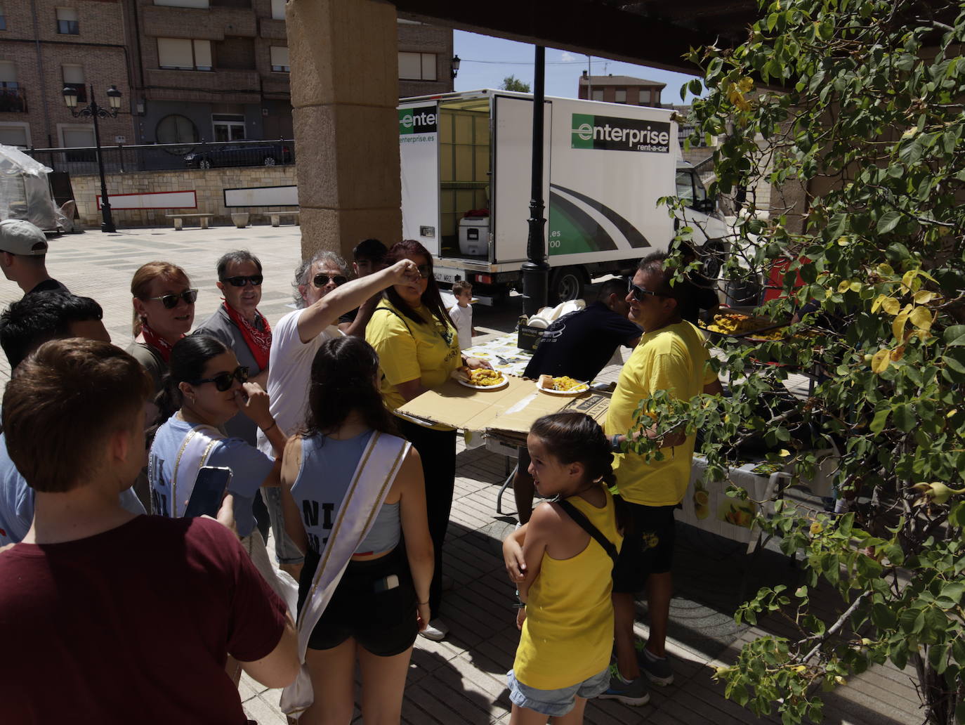 Las peñas animan las fiestas de Osorno
