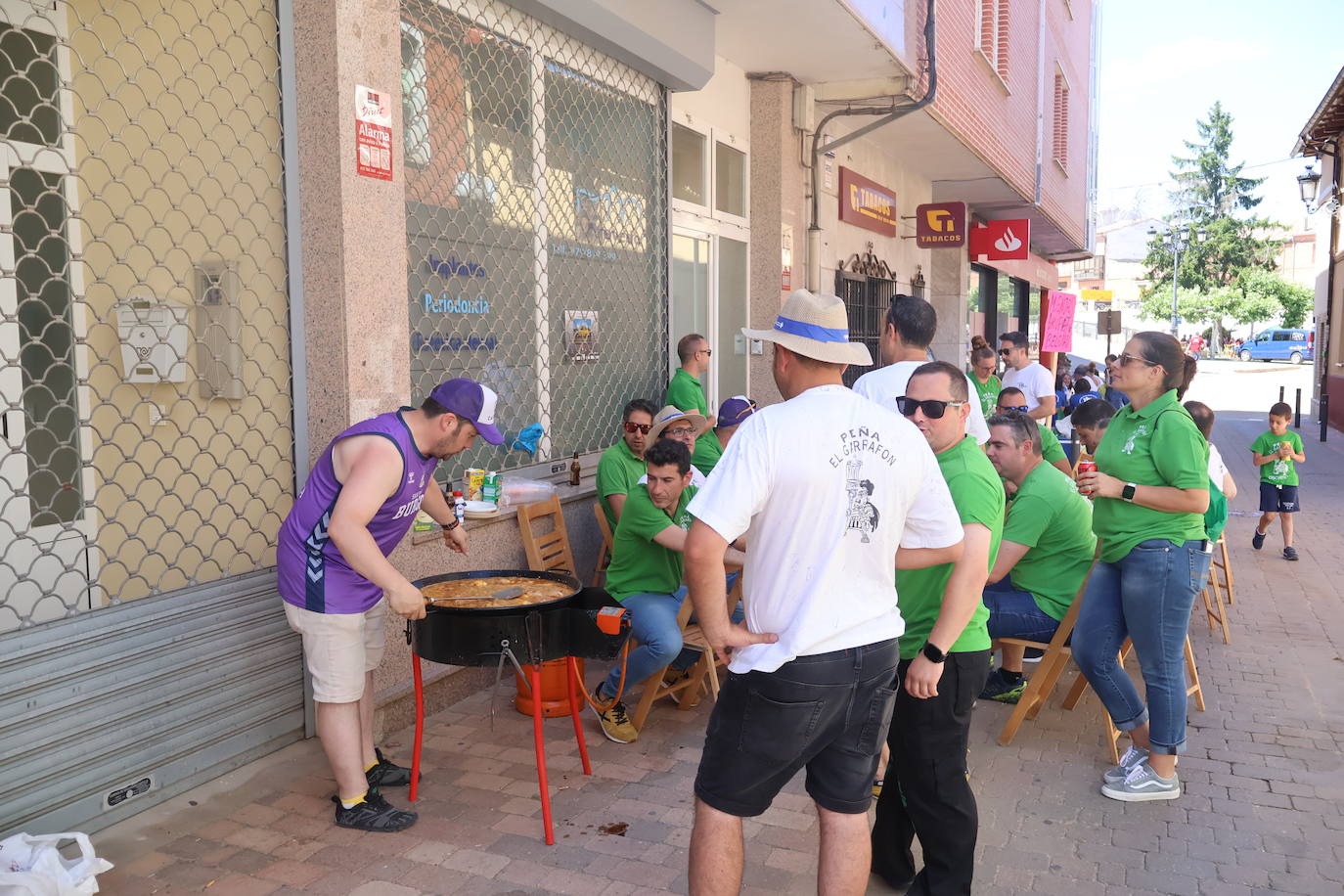 Las peñas animan las fiestas de Osorno