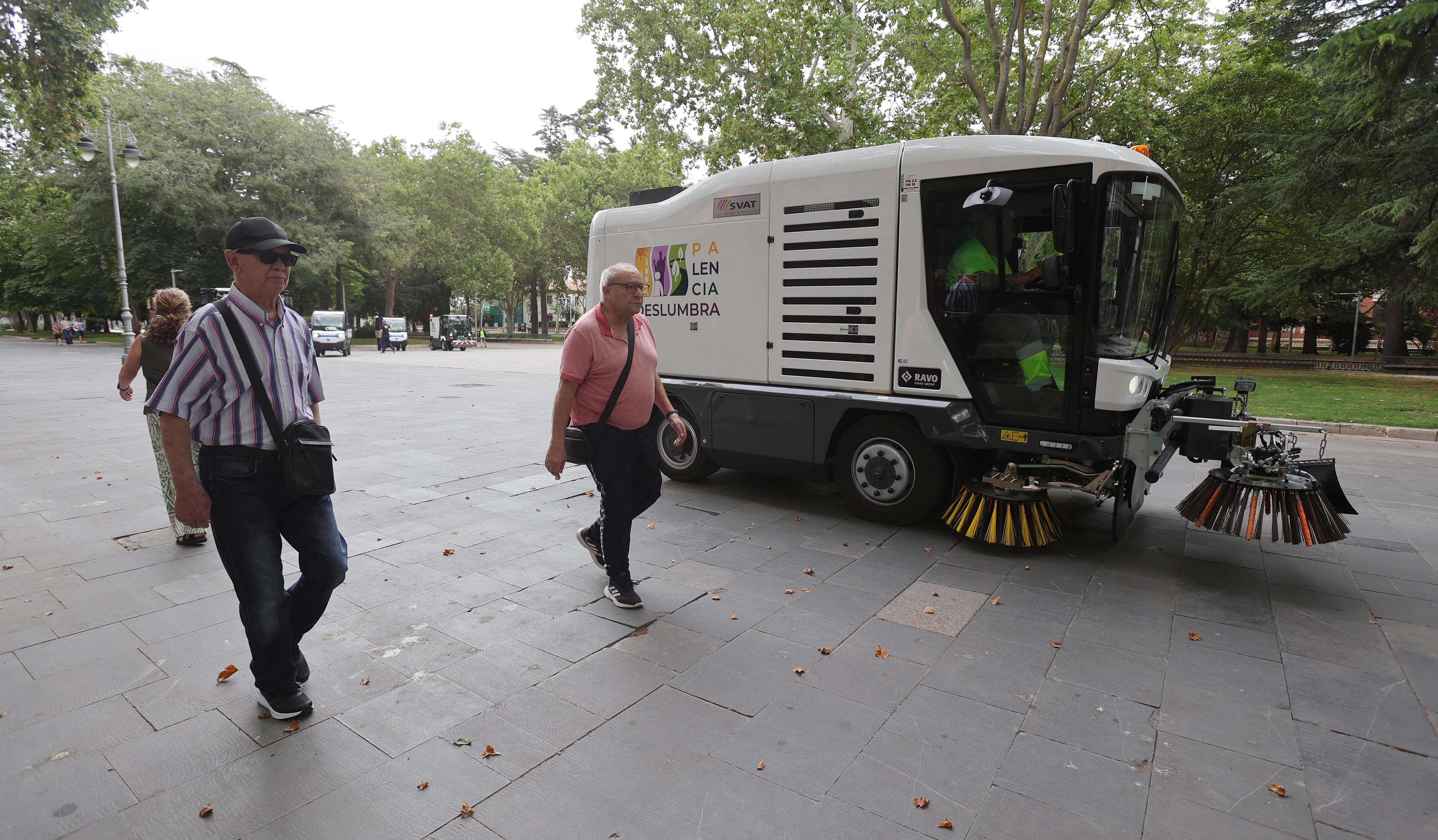 Nueva maquinaria del servicio de limpieza de Palencia