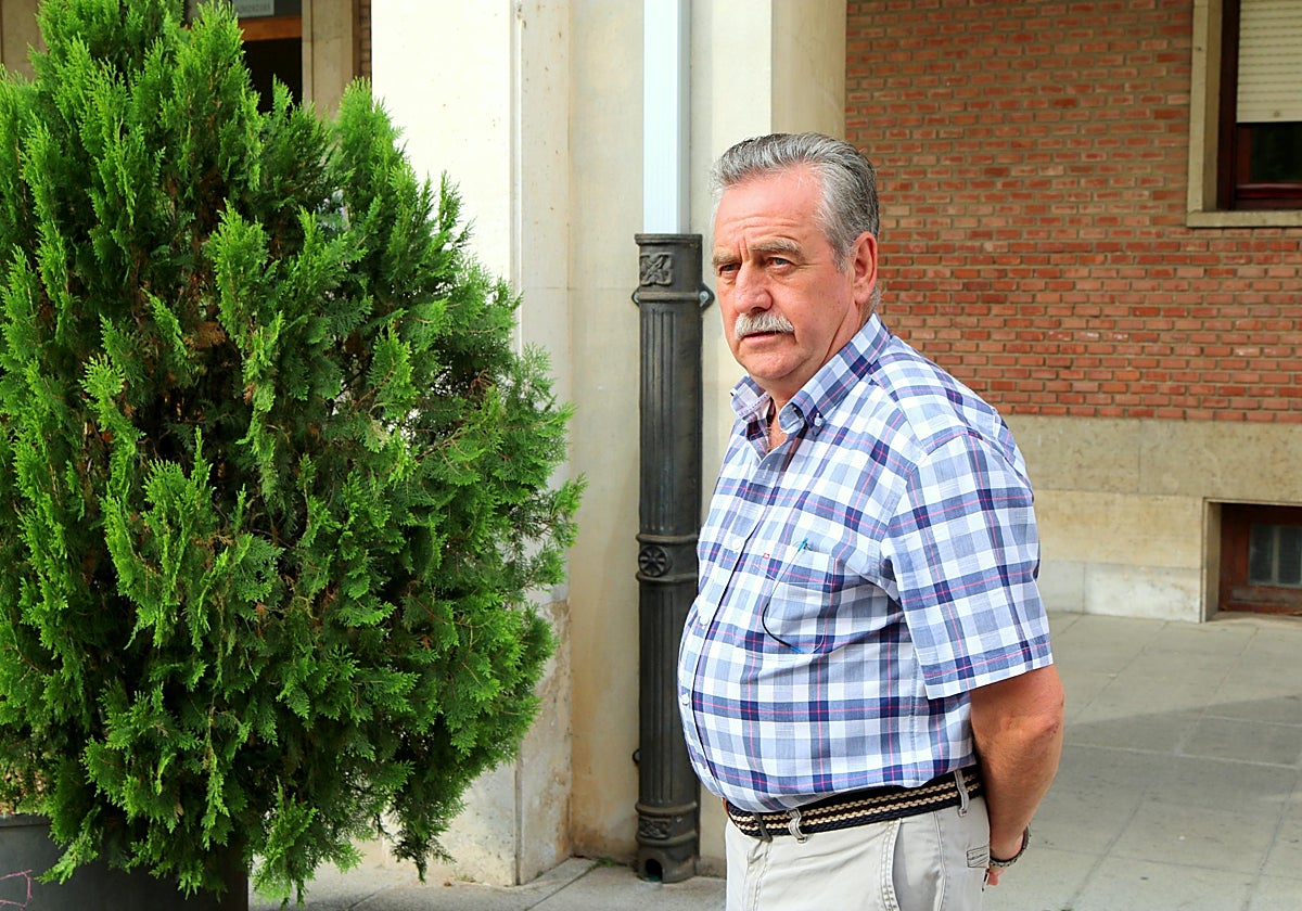 Alcalde de Venta de Baños, José María López Acero.