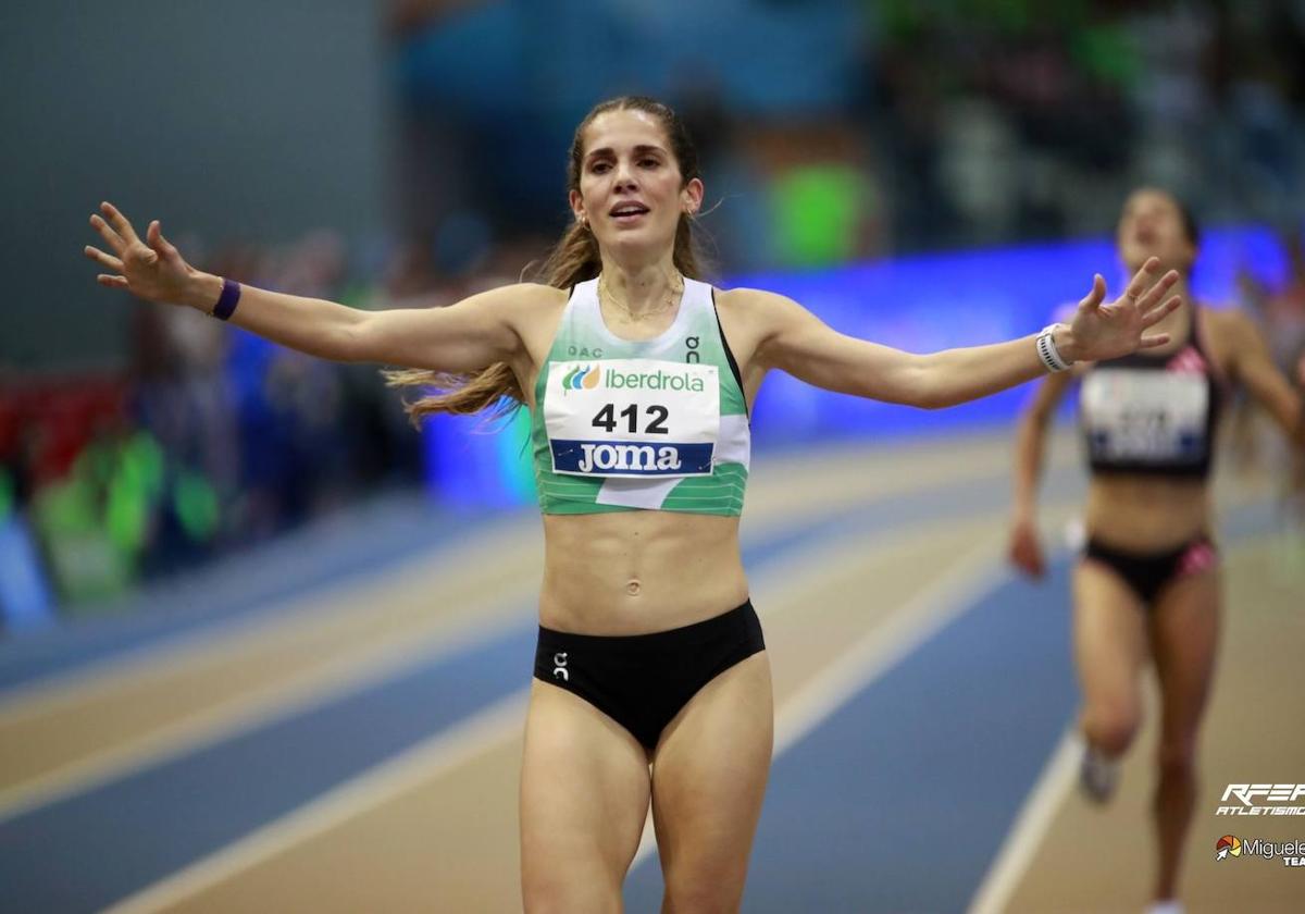 .Marta García, en una imagen de archivo cuando se proclamó campeona de España de 3.000 metros en Orense.