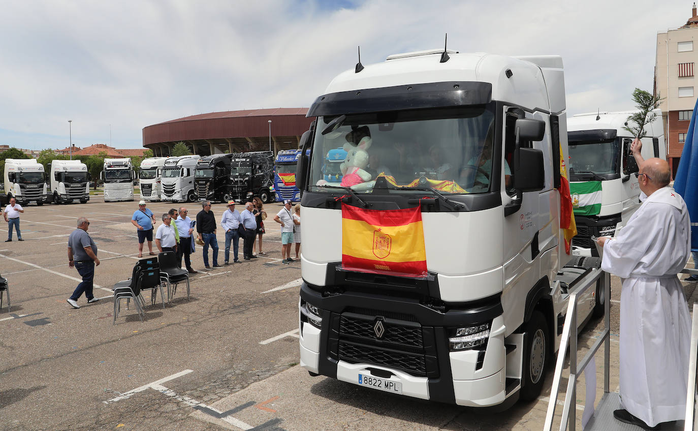 Los camioneros palentinos celebran San Cristóbal