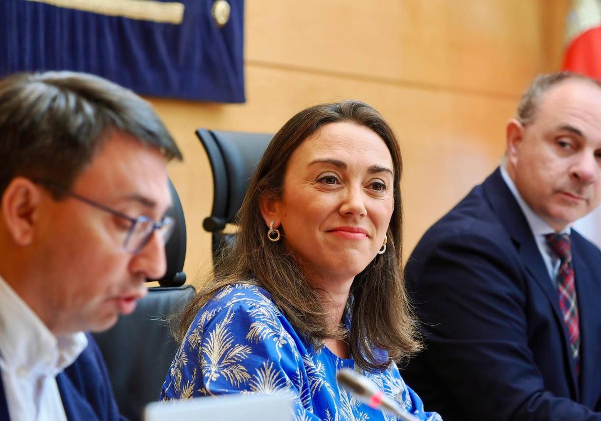 María González durante una comparecencia en las Cortes.