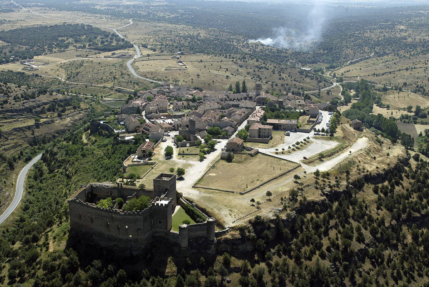 Así es el castillo de Pedraza comprado por Santiago Segura, José Mota y Luis Álvarez