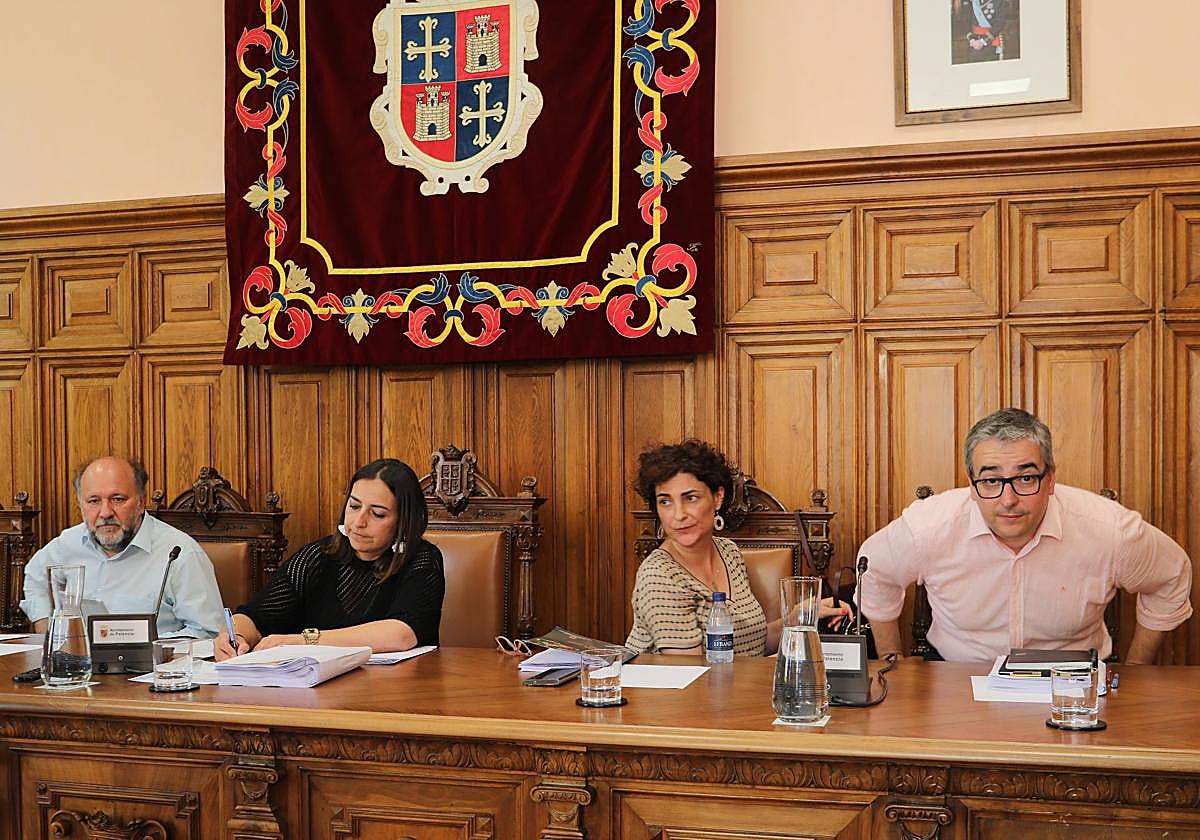 Los socialistas Carlos Hernández, Miriam Andrés, Judith Castro y Antonio Casas.