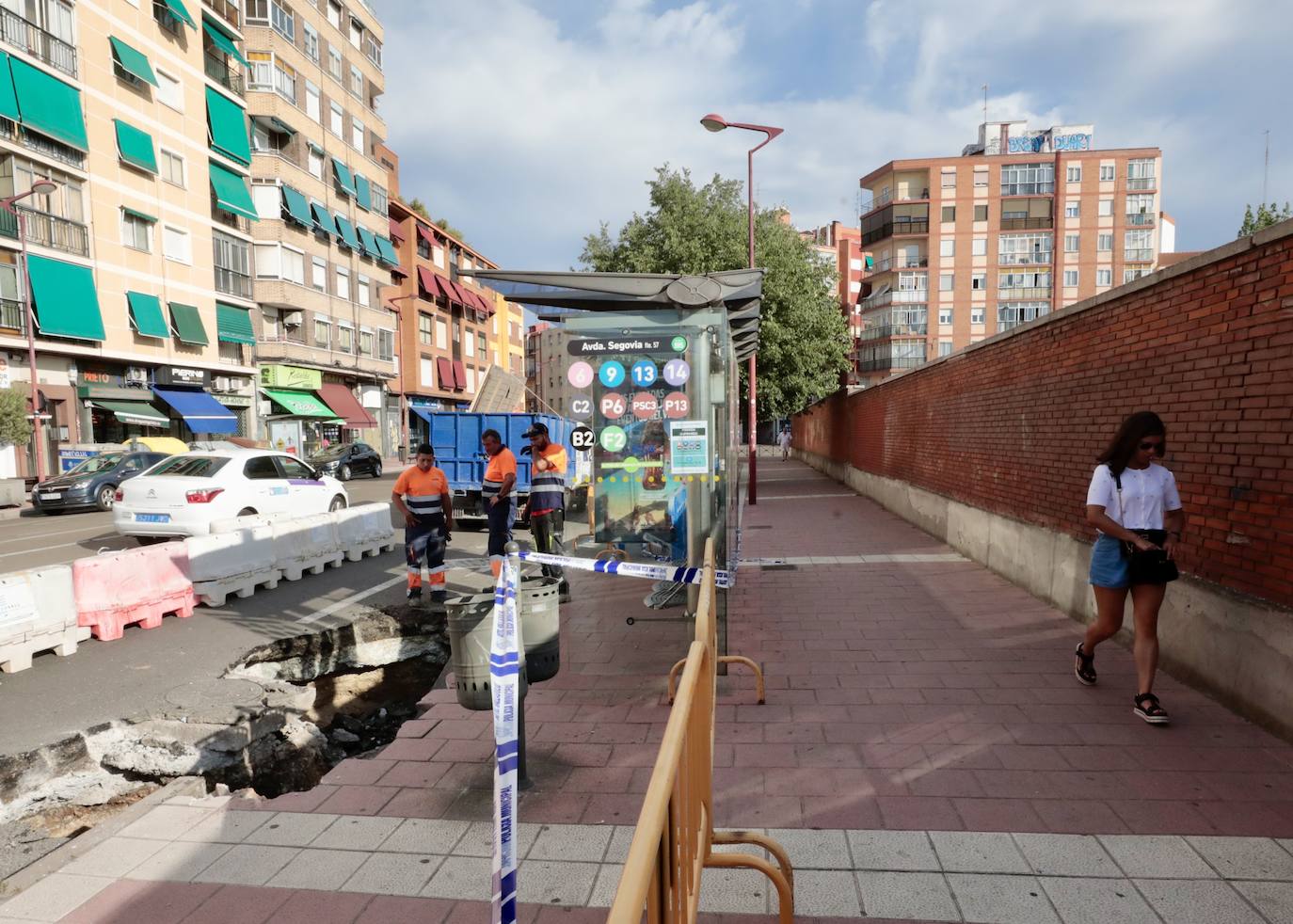 Las imágenes del socavón de la avenida de Segovia