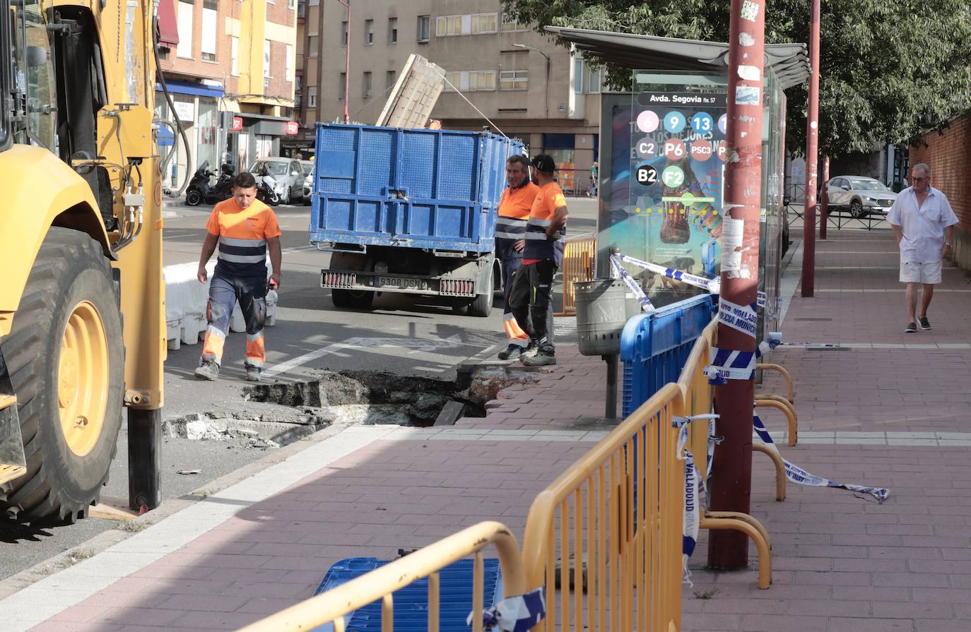 Las imágenes del socavón de la avenida de Segovia