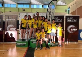 Foto del equipo en el campeonato en Cáceres.