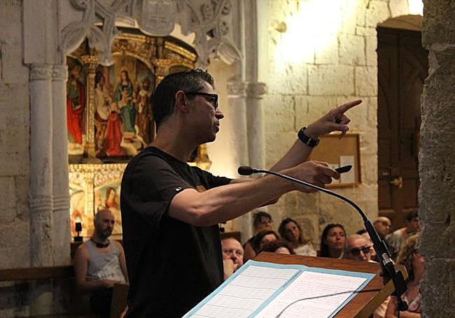 Antonio Stolle durante las primera de las sesiones formativas de La Refugia