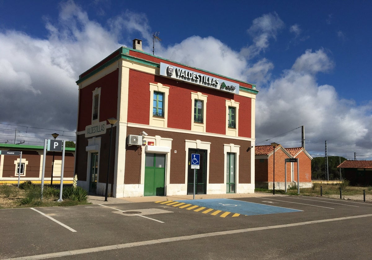 Estación de tren de Valdestillas.