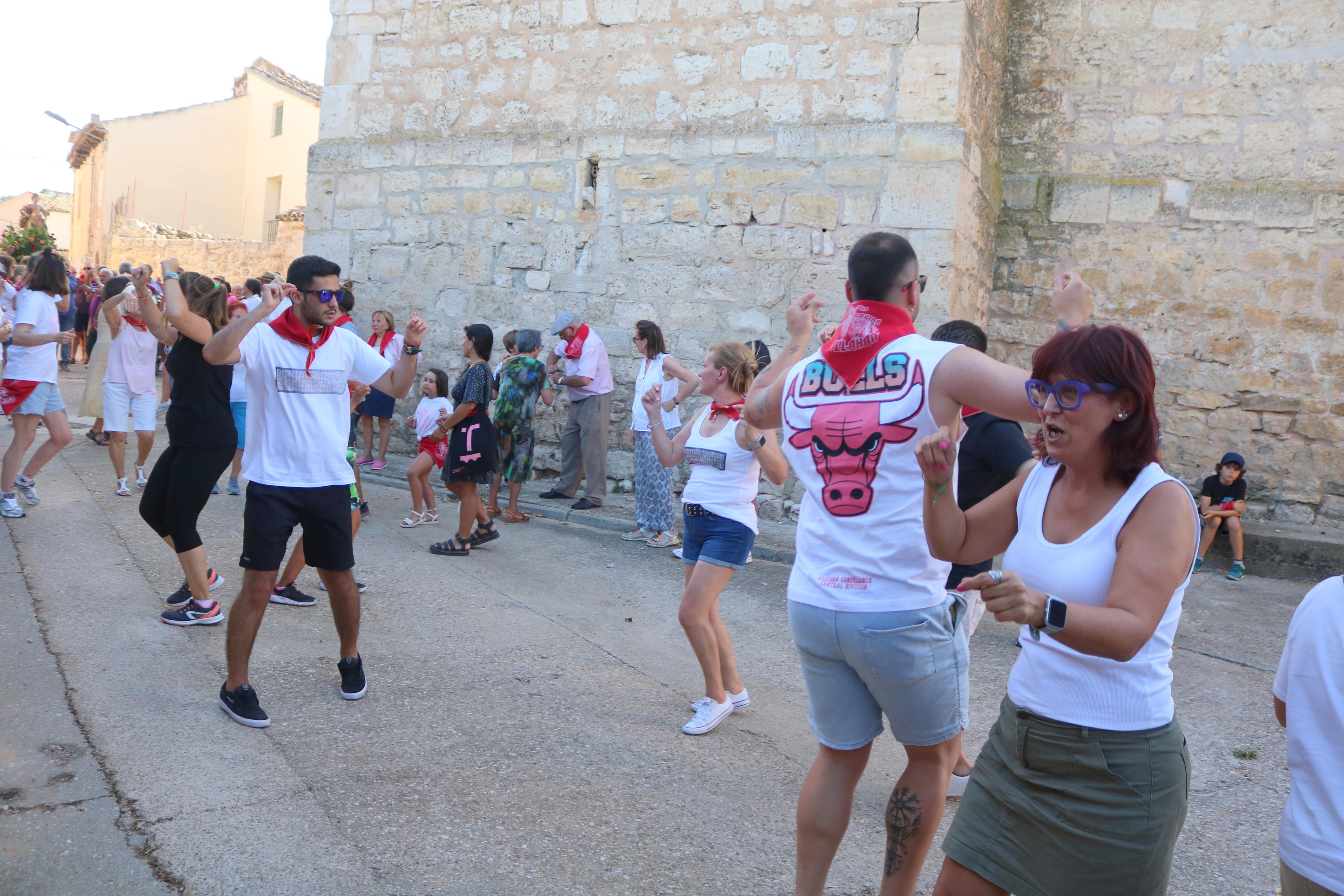 Villahán danza a Santa Marina