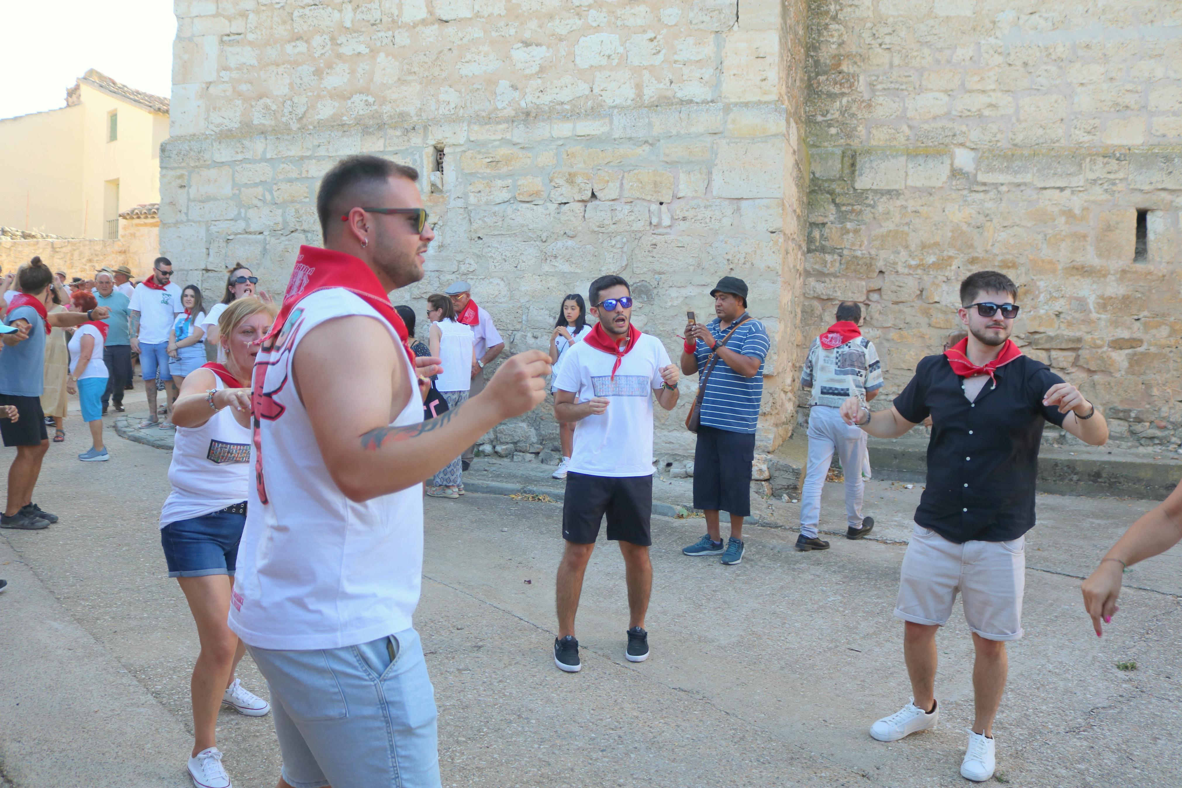 Villahán danza a Santa Marina