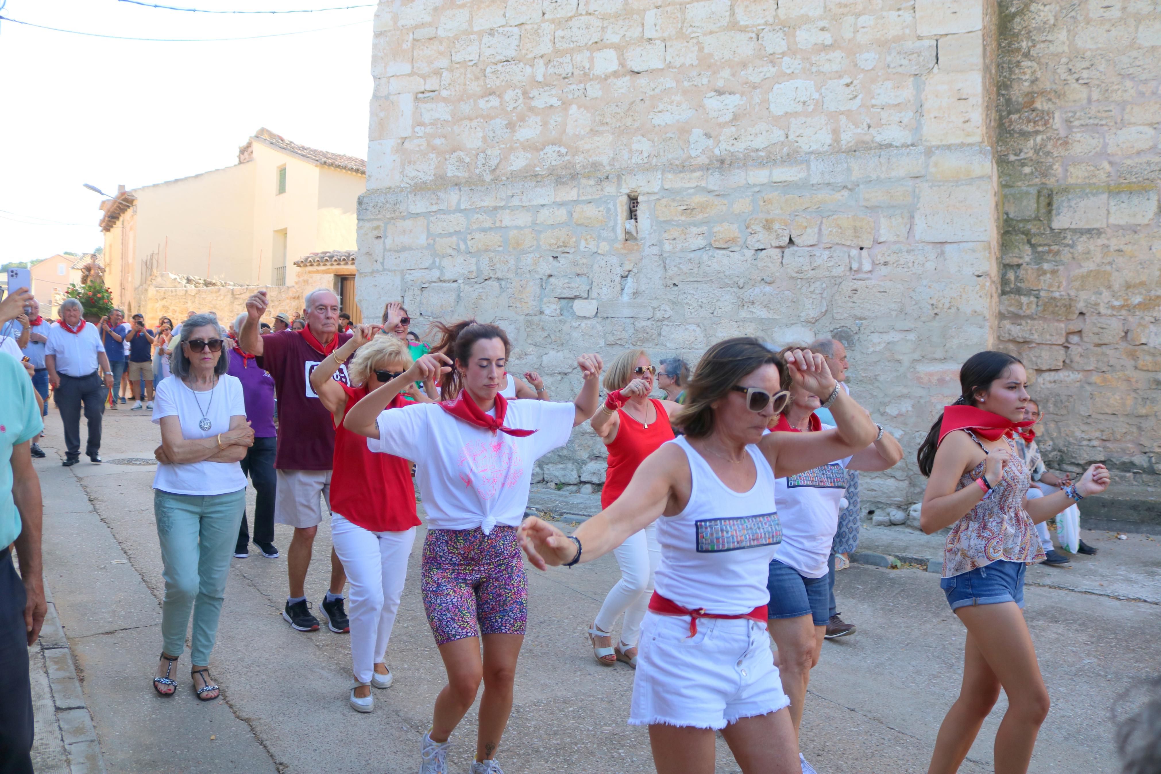 Villahán danza a Santa Marina