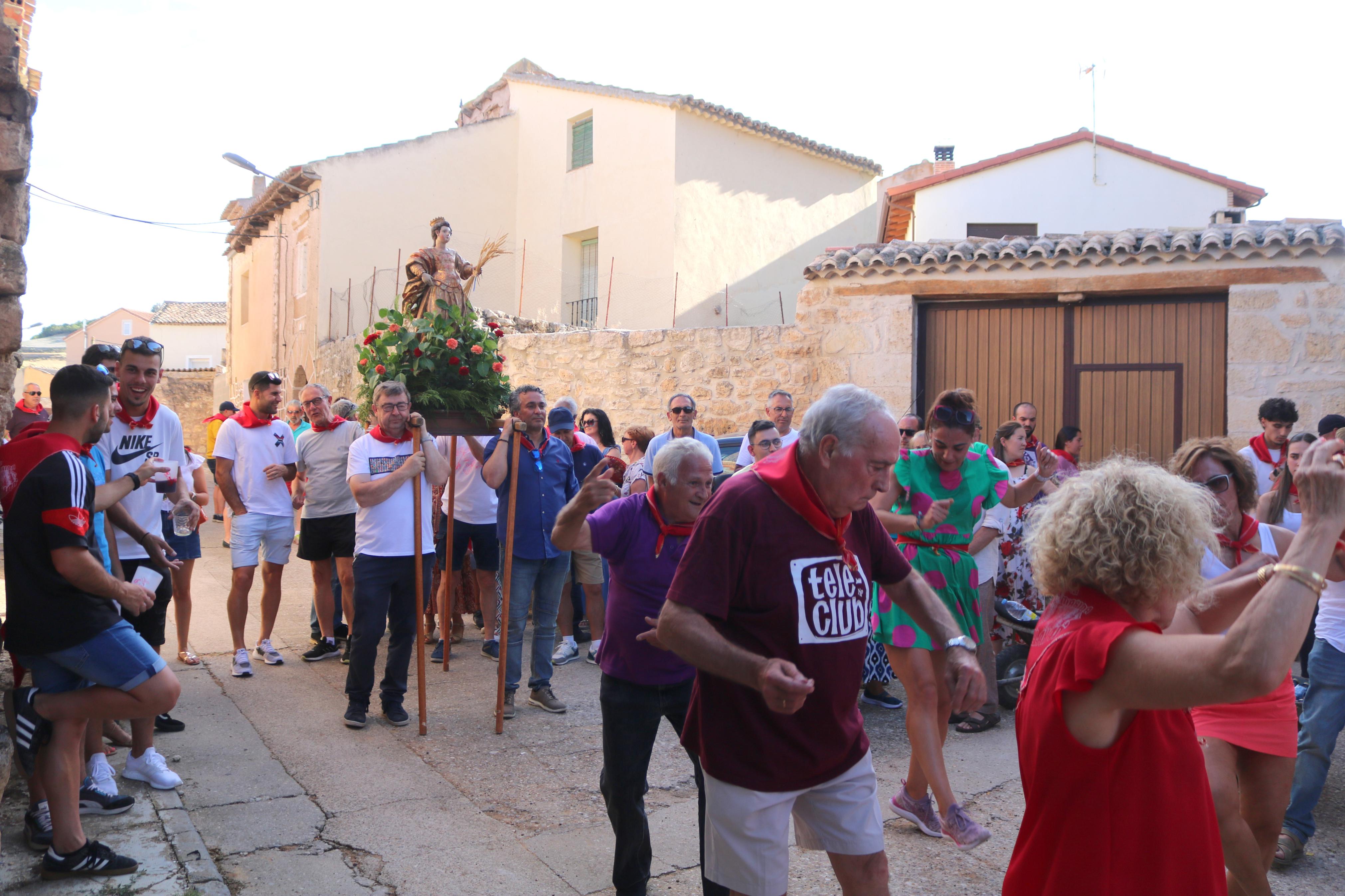 Villahán danza a Santa Marina