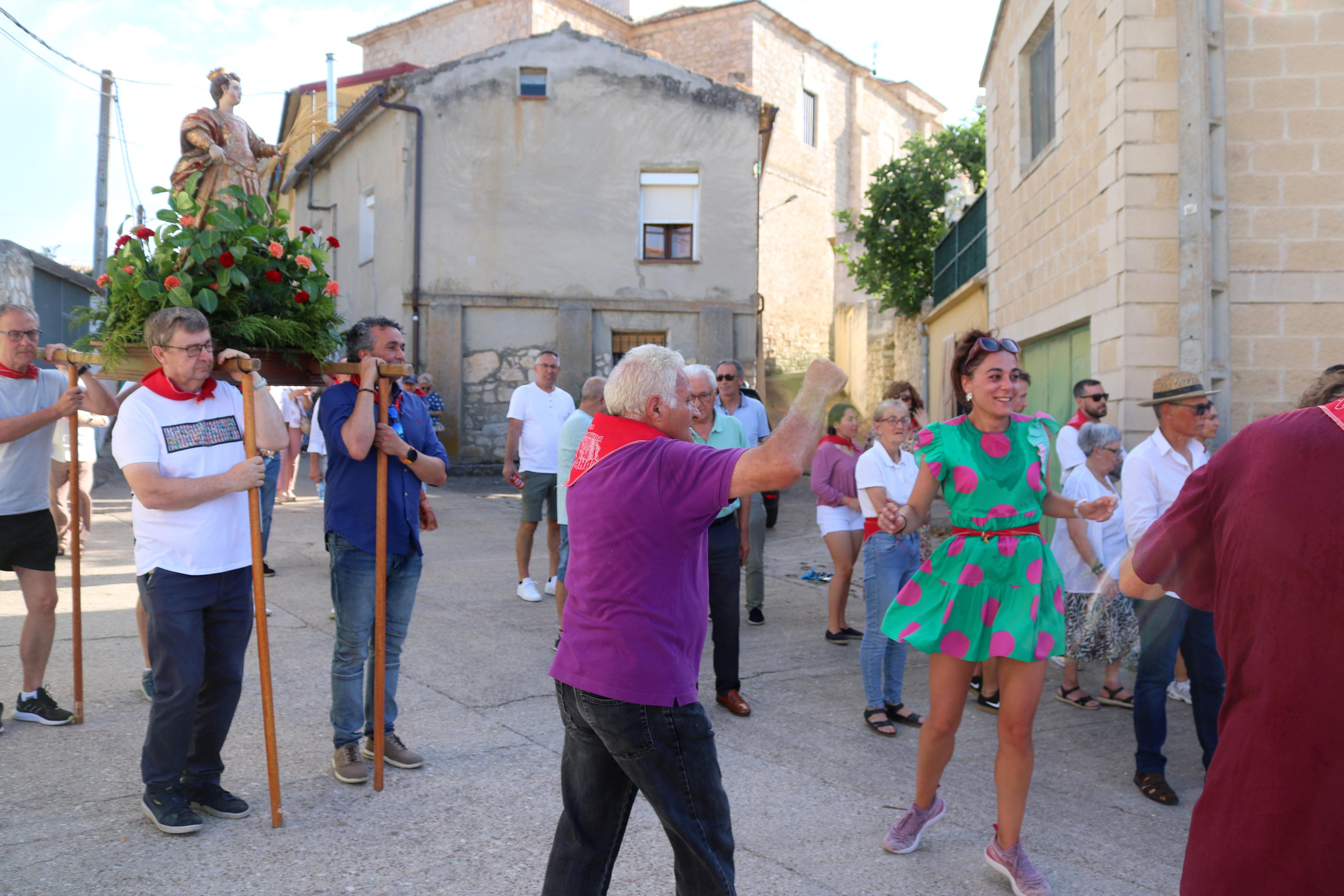 Villahán danza a Santa Marina