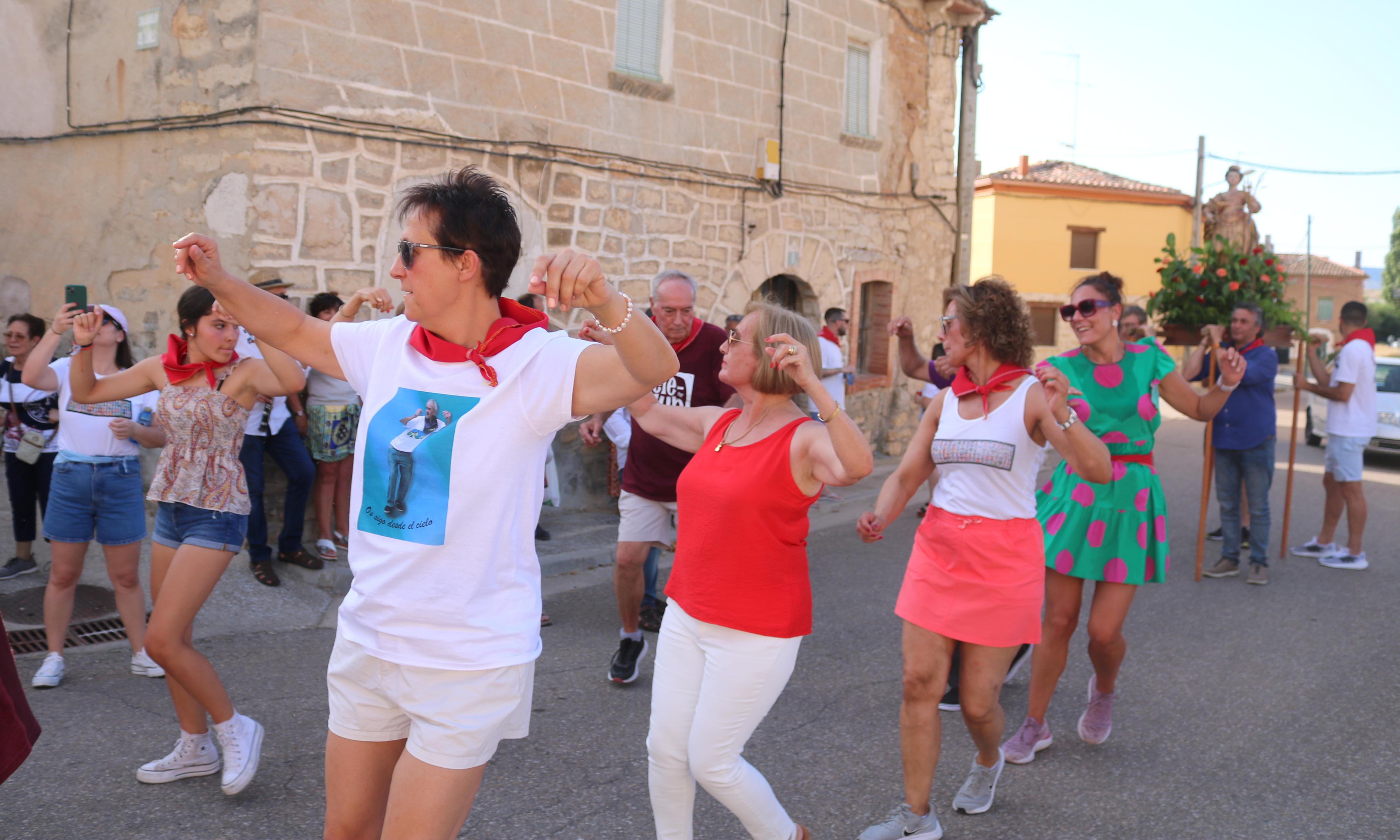 Villahán danza a Santa Marina