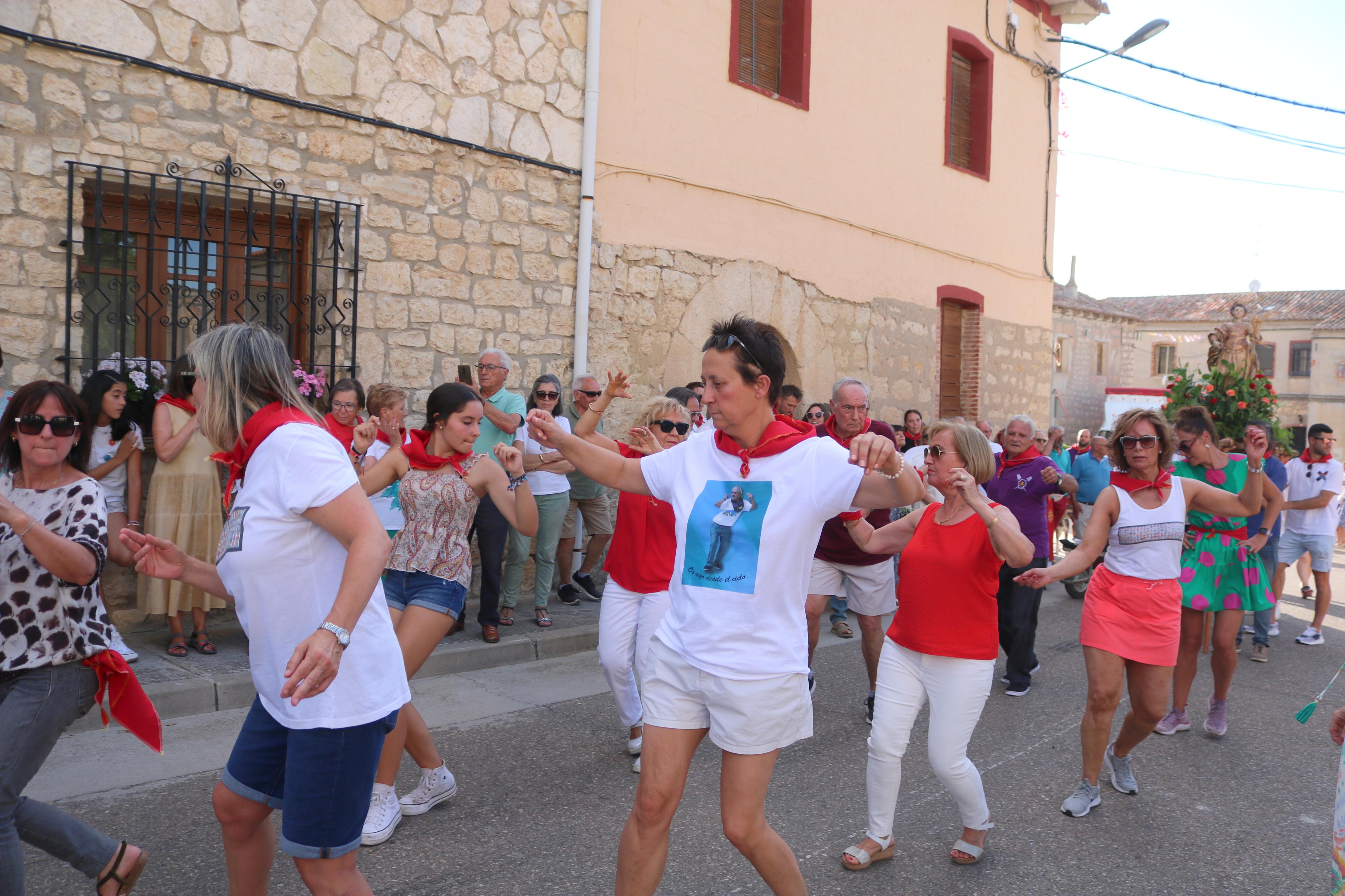 Villahán danza a Santa Marina