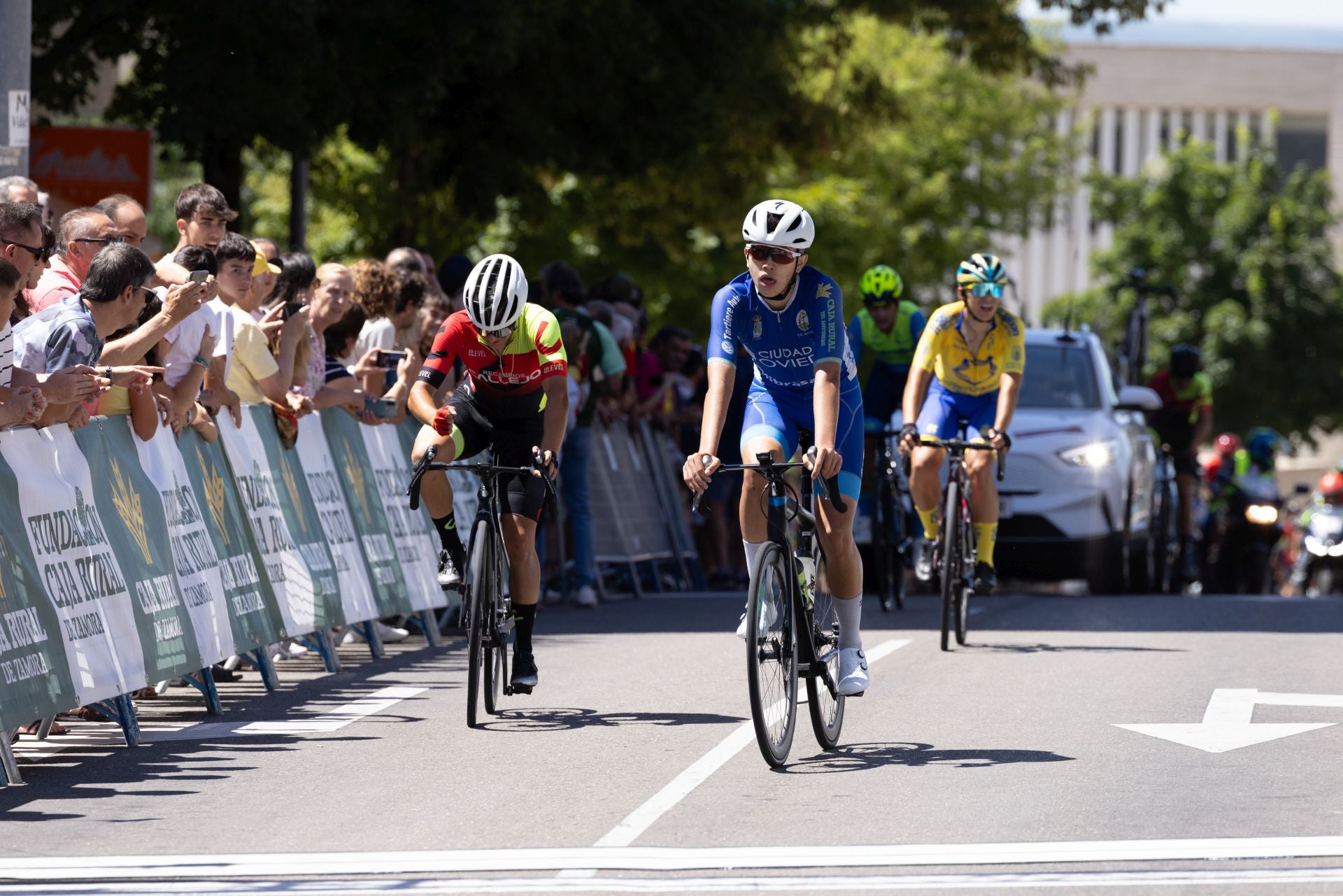 La Vuelta Ciclista Júnior a Valladolid, en imágenes