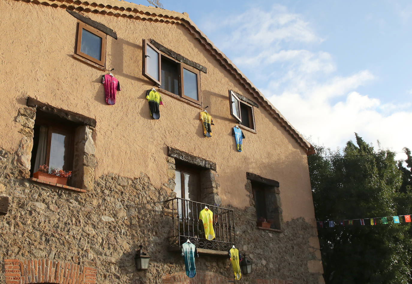 Sotosalbos, un pueblo que pedalea por Nico