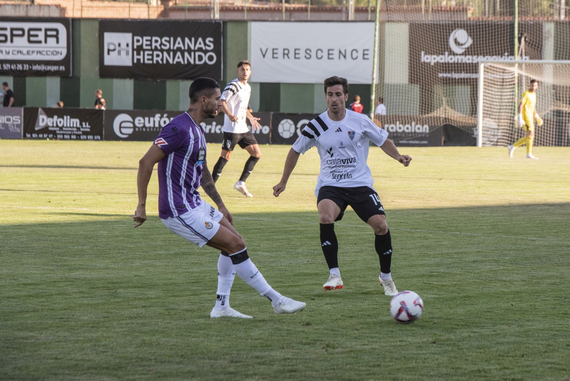 El partido entre la Segoviana y el Real Valladolid, en imágenes