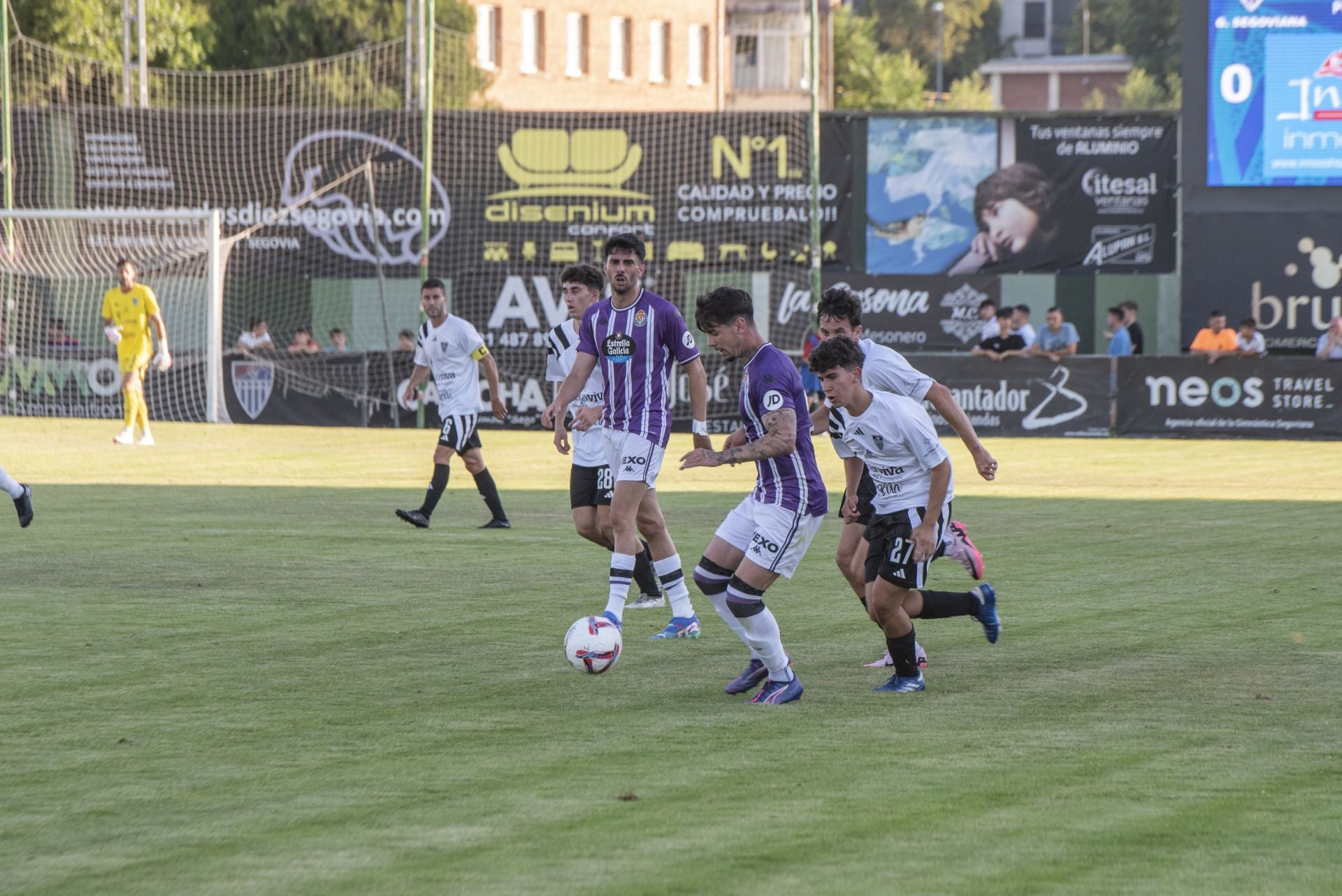 El partido entre la Segoviana y el Real Valladolid, en imágenes