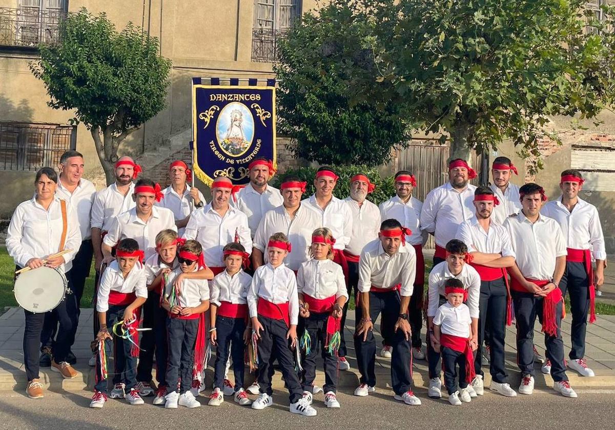 Los danzantes acompañarán a la Virgen de Villaverde en septiembre.