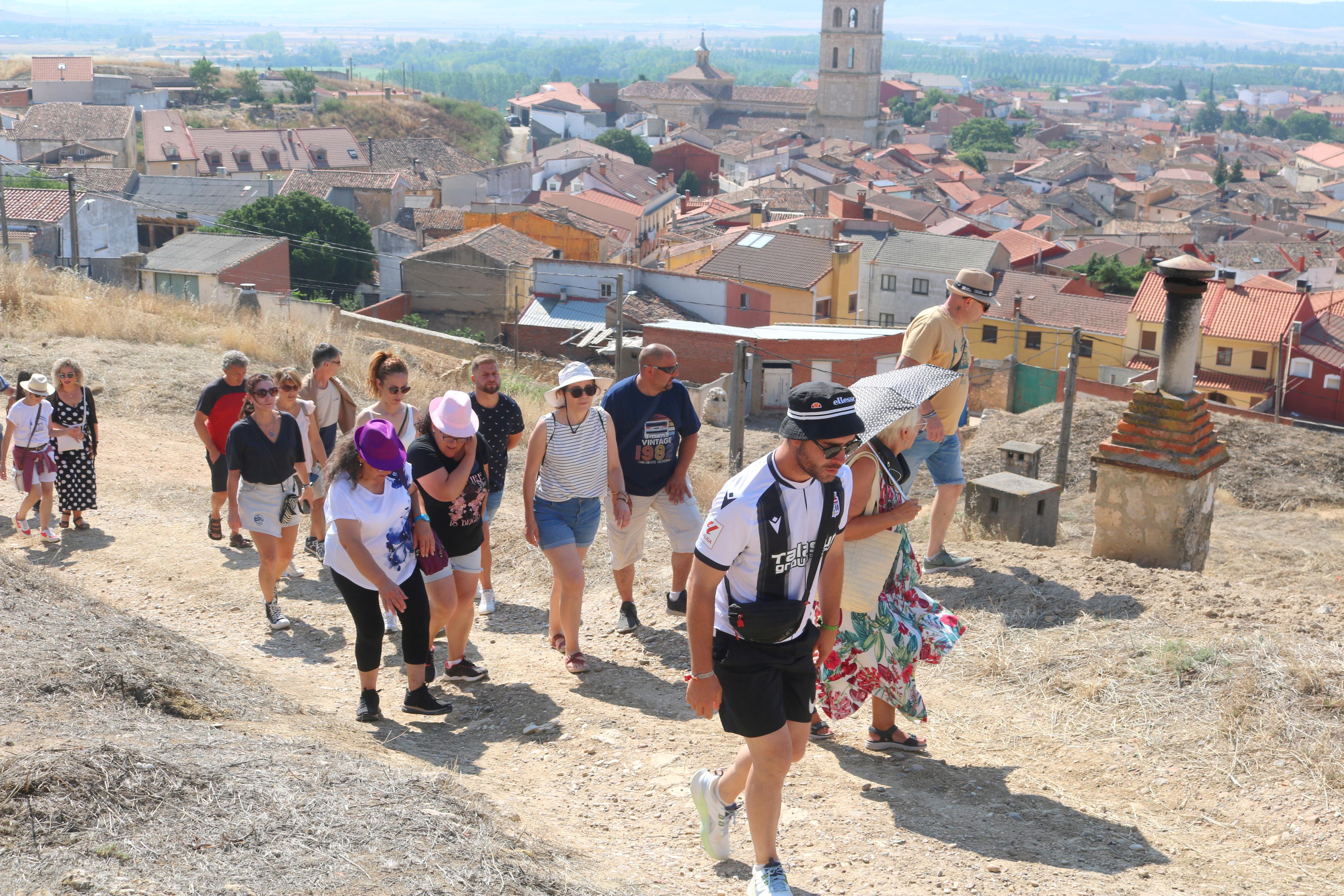 X Ruta Guiada por las Bodegas y Cuevas de Dueñas