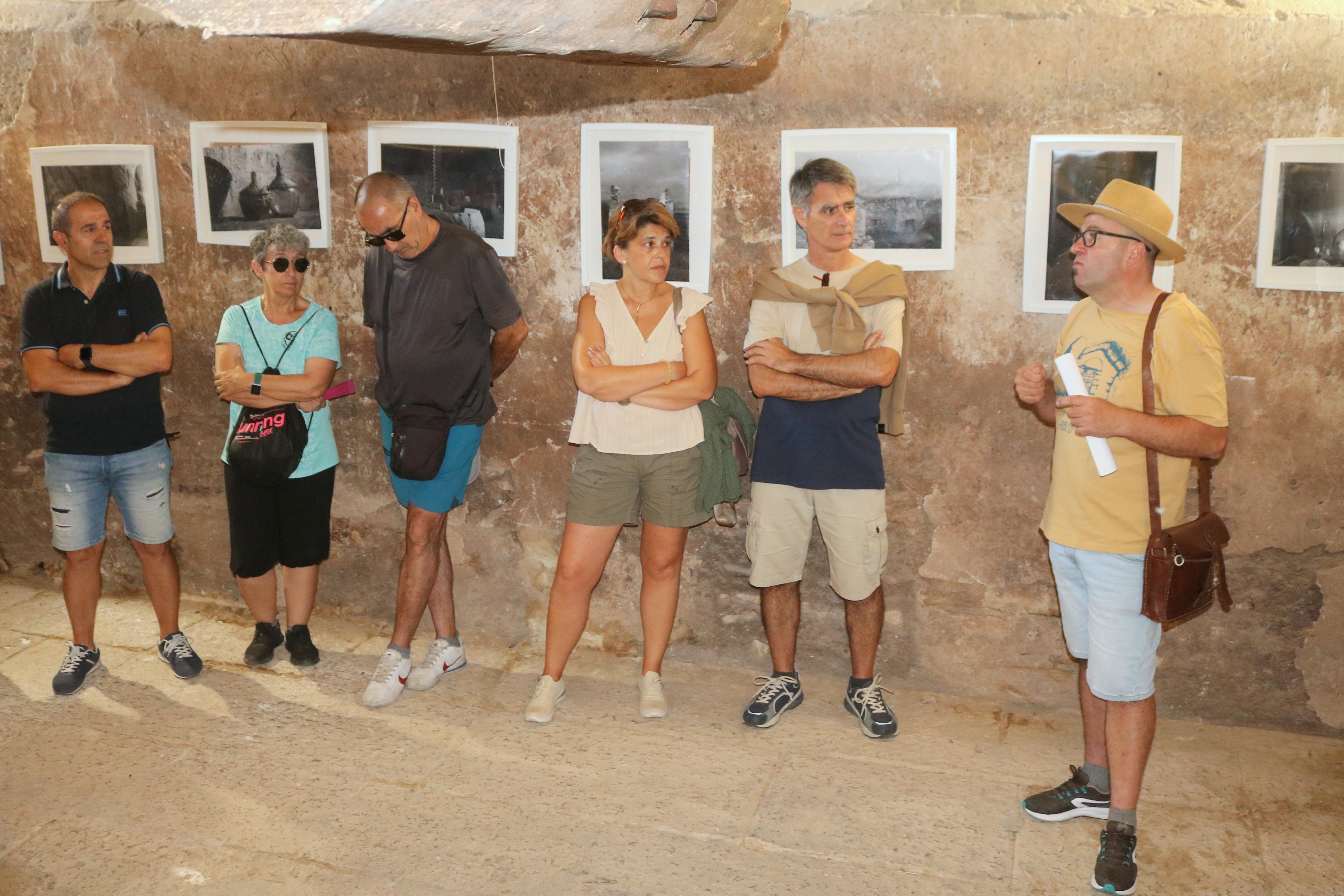 X Ruta Guiada por las Bodegas y Cuevas de Dueñas