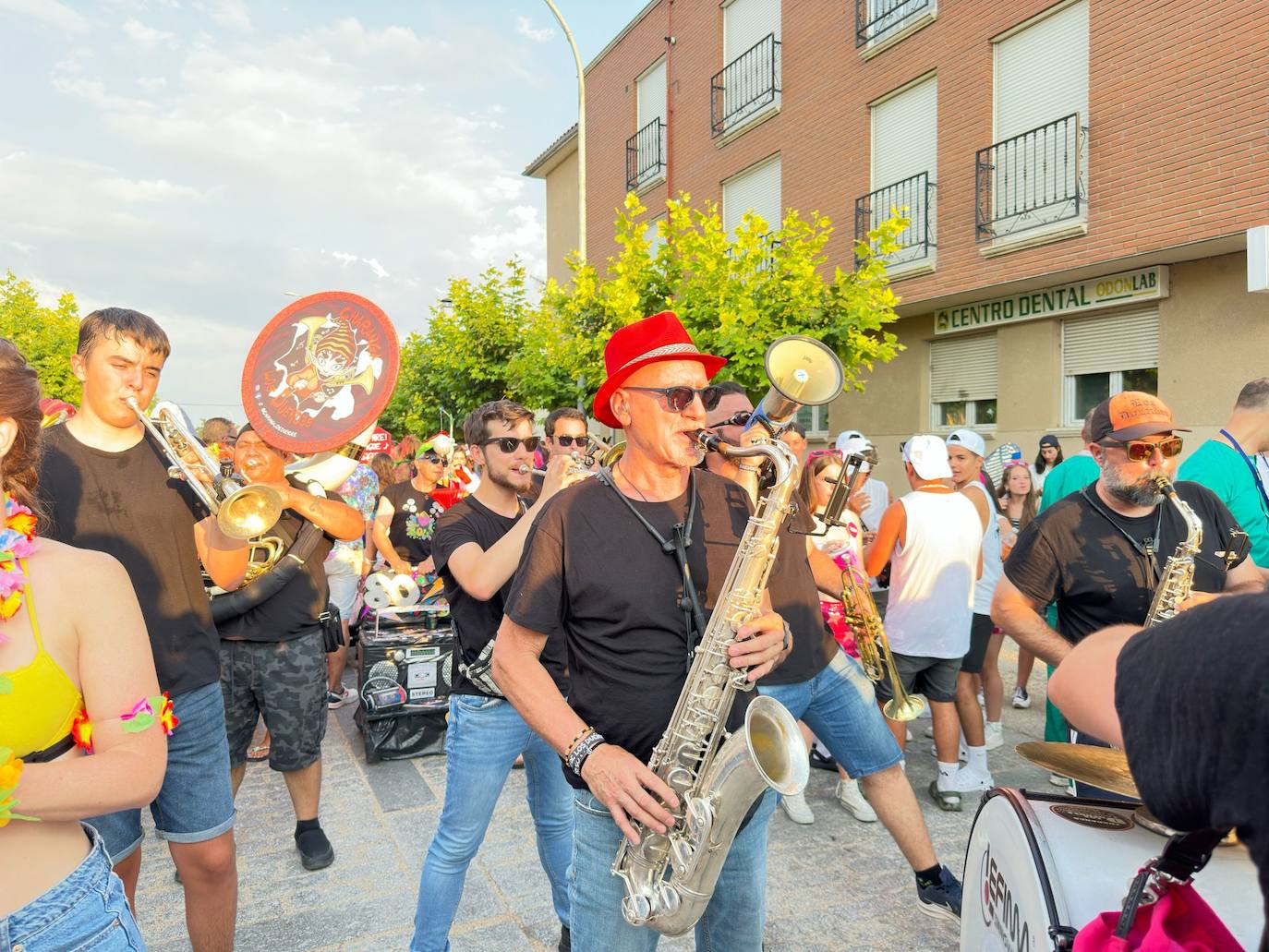 Dueñas celebra el carnaval en verano